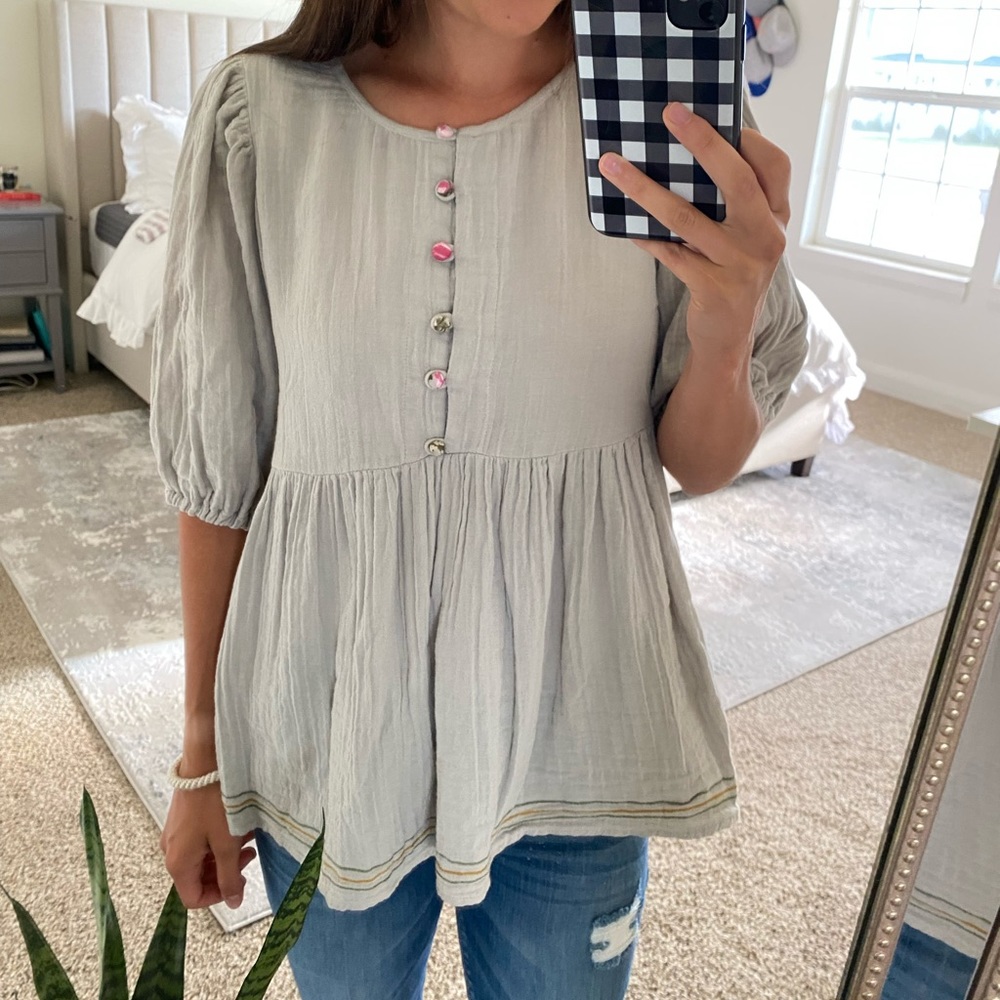 ROOLEE  bubble sleeve blouse